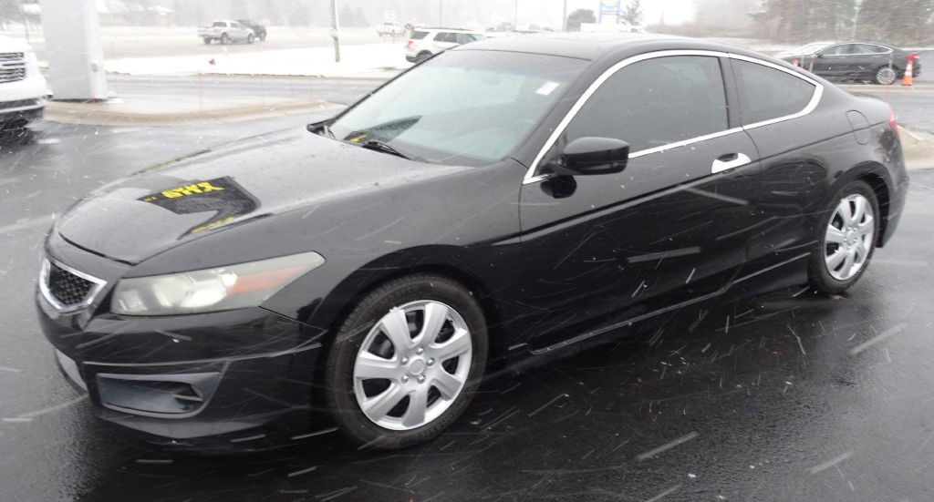 2010 Honda Accord Image 2