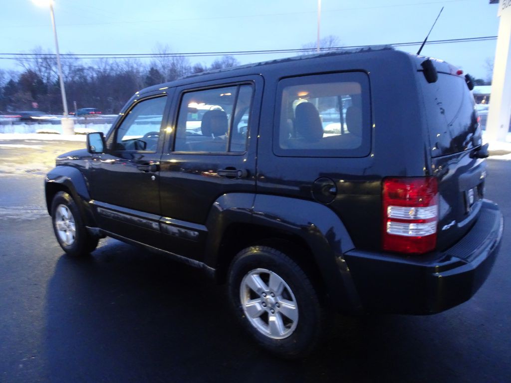 2011 Jeep Liberty Image 9