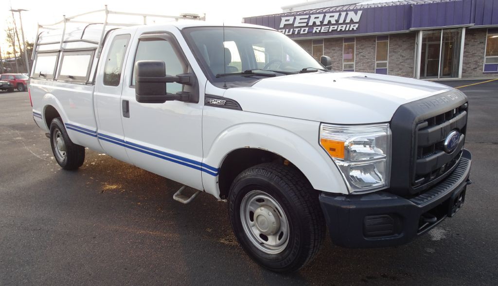 2015 Ford F-250 Image 4