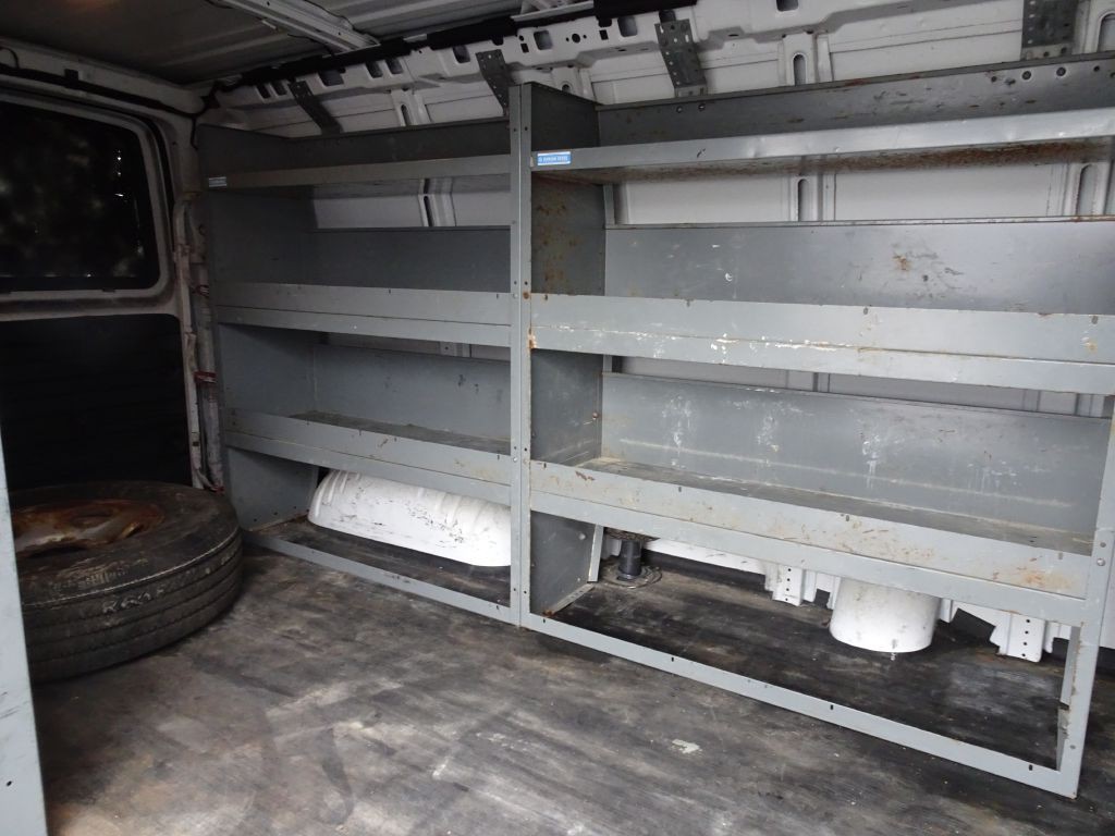 2013 Chevrolet Express Image 6