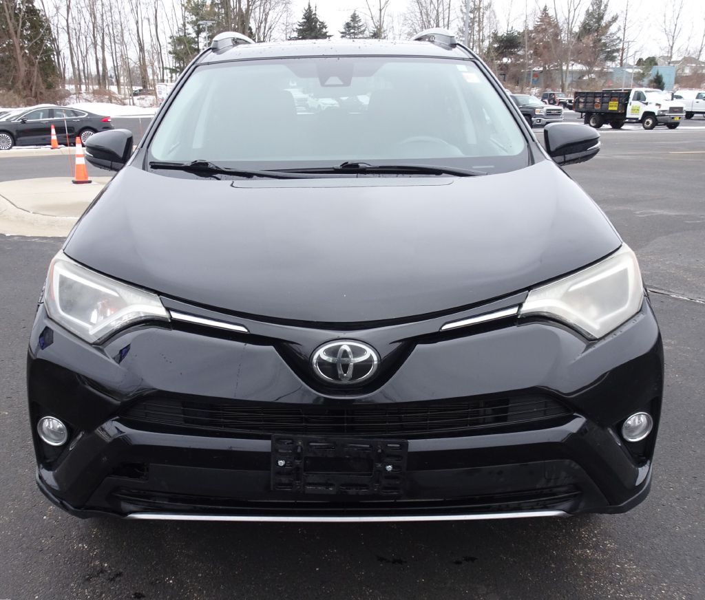 2017 Toyota Rav4 Image 3