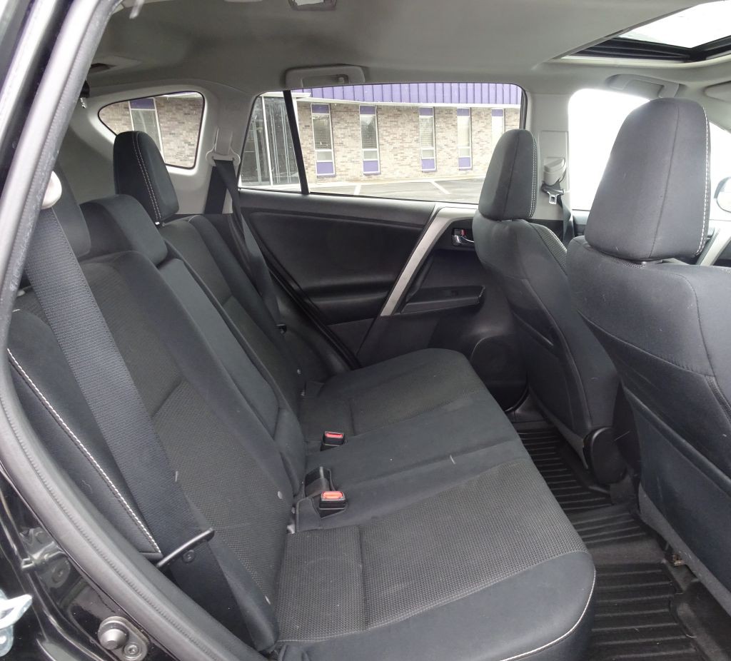 2017 Toyota Rav4 Image 15