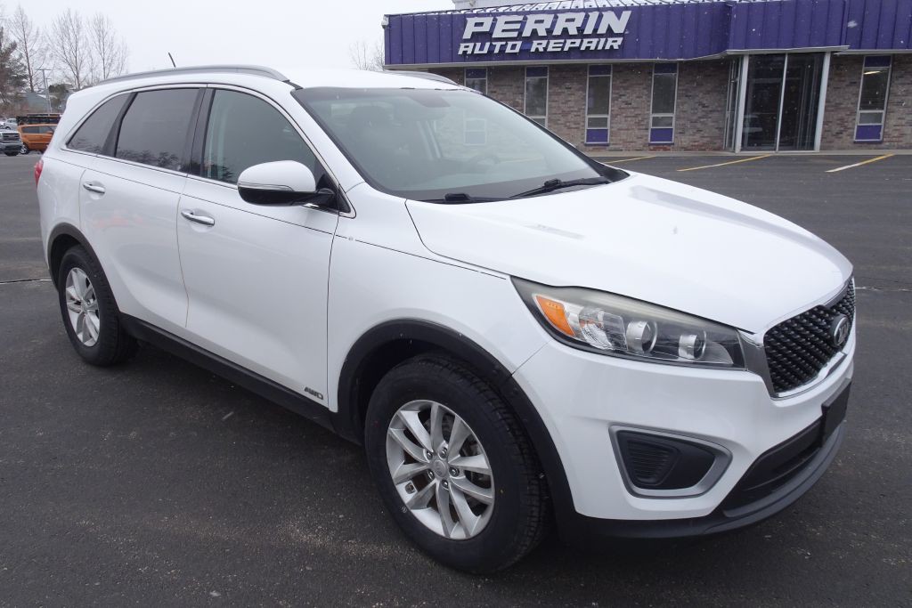 2016 Kia Sorento Image 4