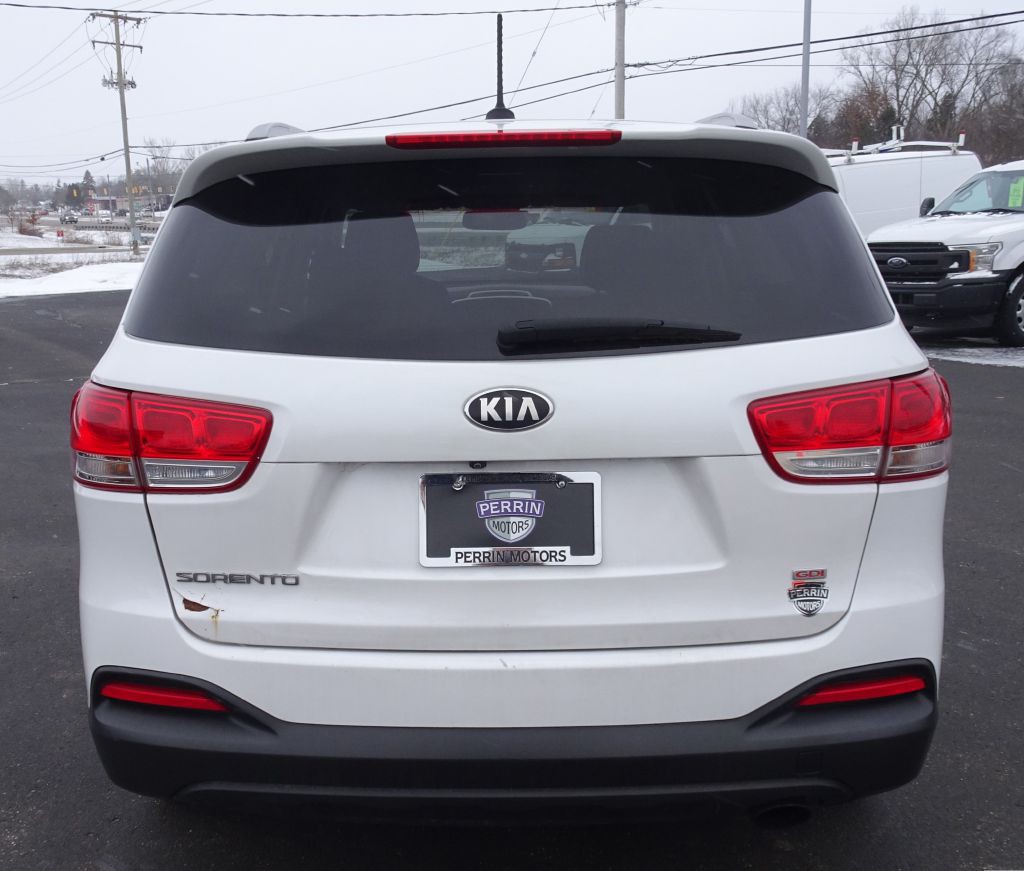 2016 Kia Sorento Image 7