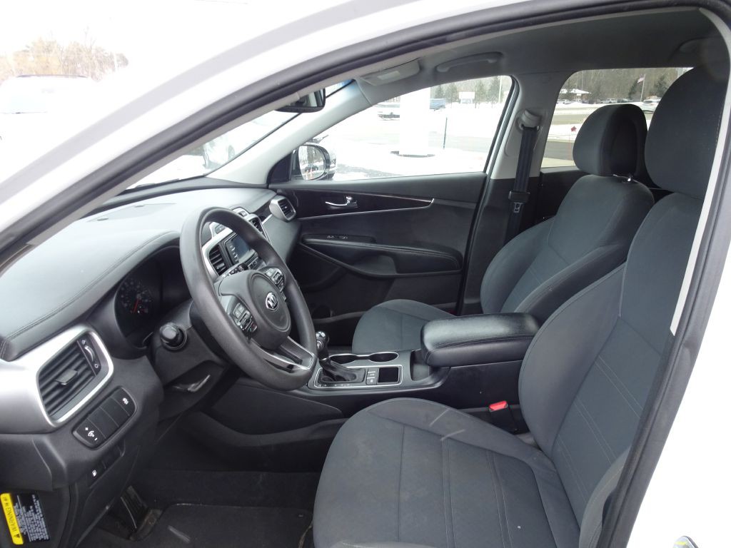 2016 Kia Sorento Image 10