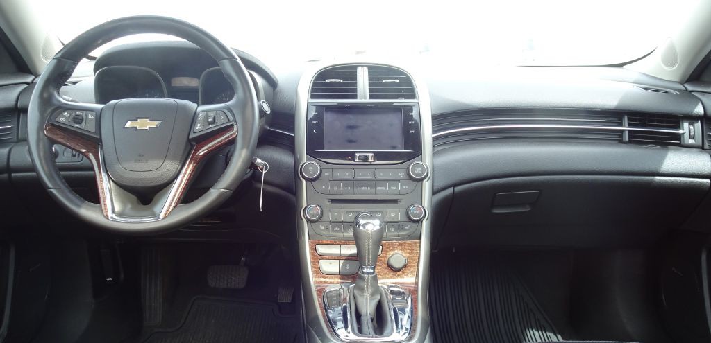 2013 Chevrolet Malibu Image 13