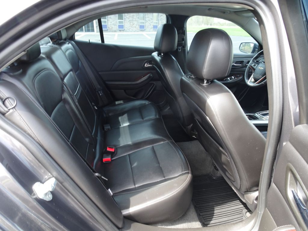 2013 Chevrolet Malibu Image 15