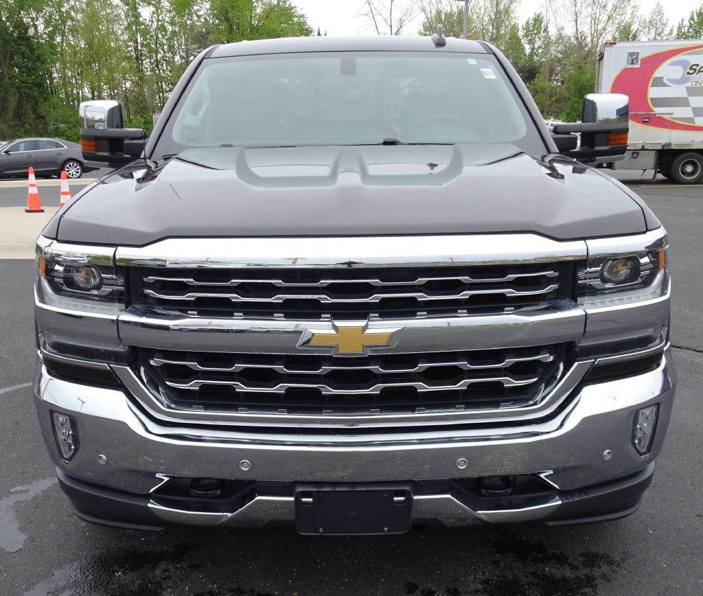 2018 Chevrolet Silverado 1500 Image 3