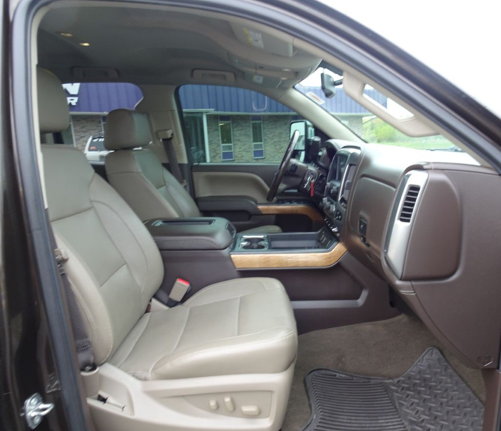 2018 Chevrolet Silverado 1500 Image 12