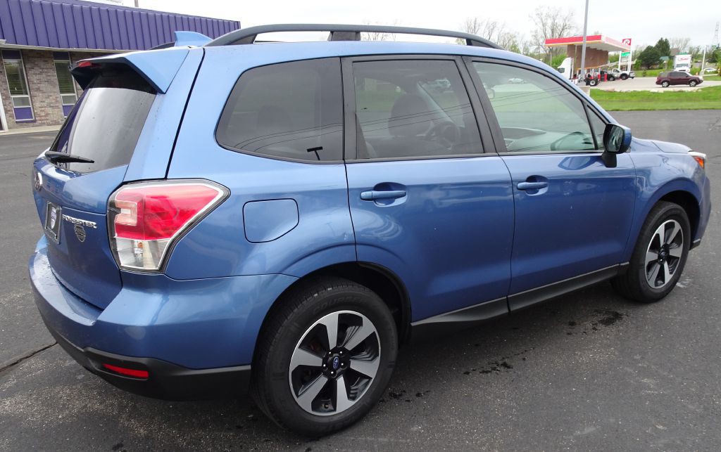 2018 Subaru Forester Image 6
