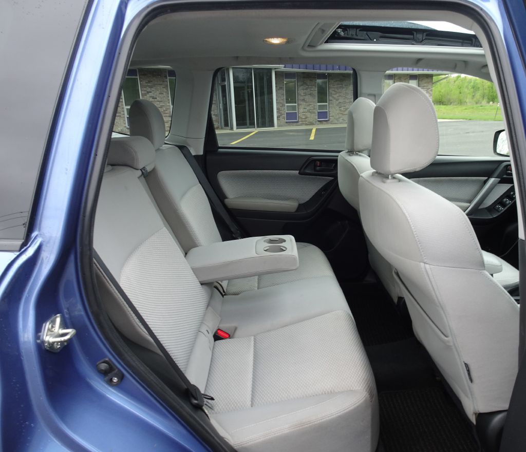 2018 Subaru Forester Image 14