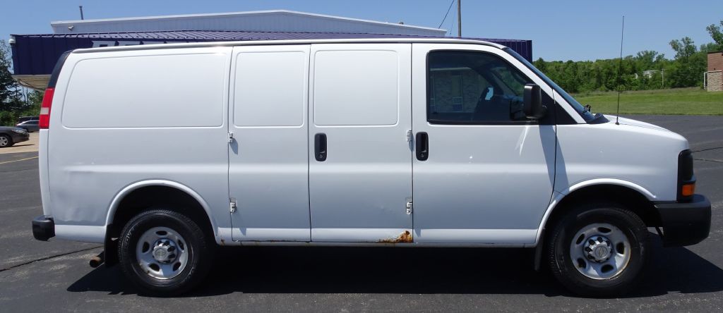 2014 Chevrolet Express Image 5