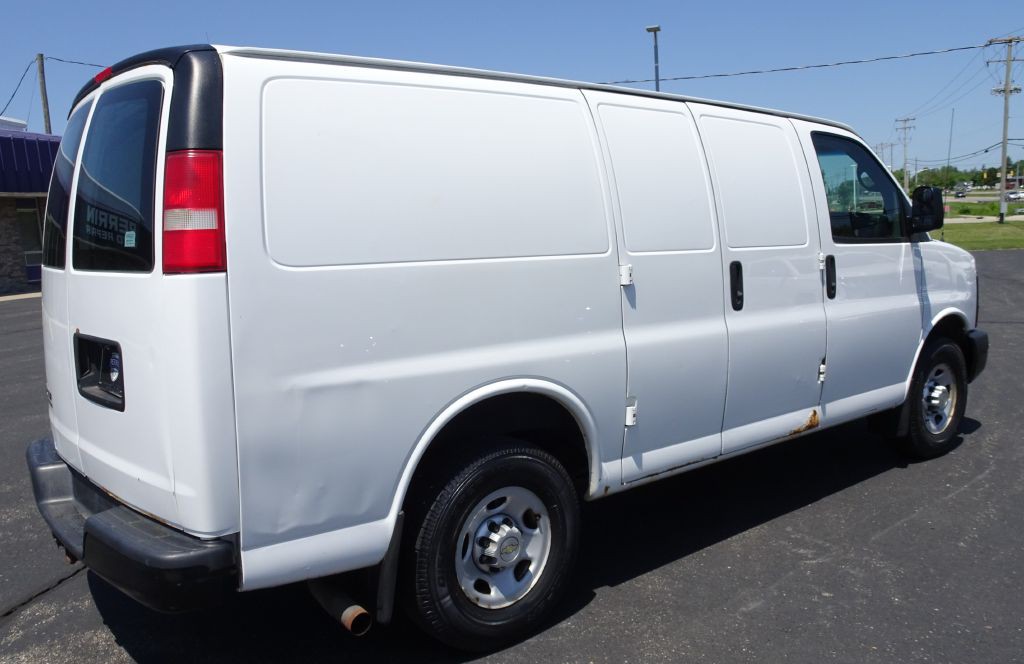 2014 Chevrolet Express Image 8