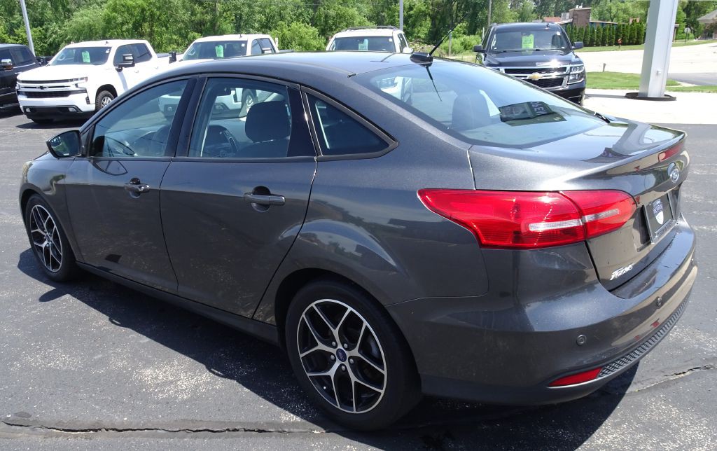 2018 Ford Focus Image 9