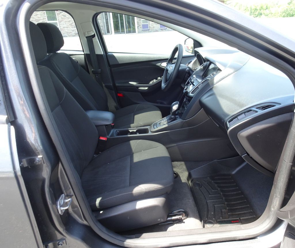 2018 Ford Focus Image 13