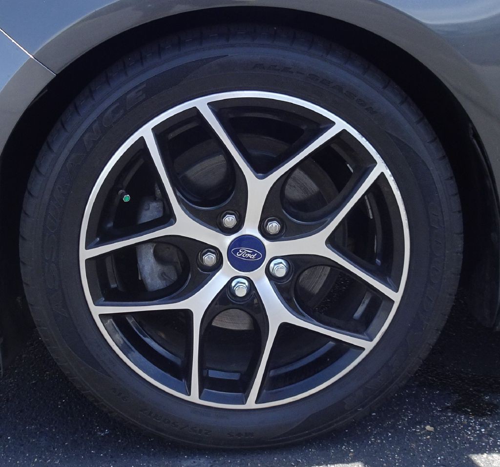 2018 Ford Focus Image 16