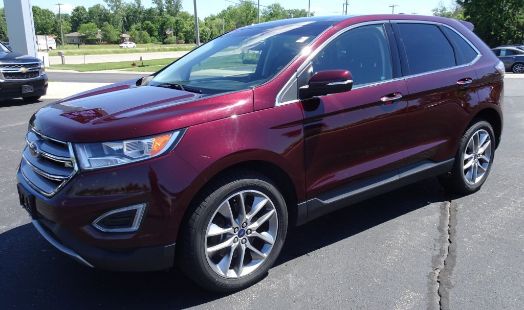 2017 Ford Edge Image 2