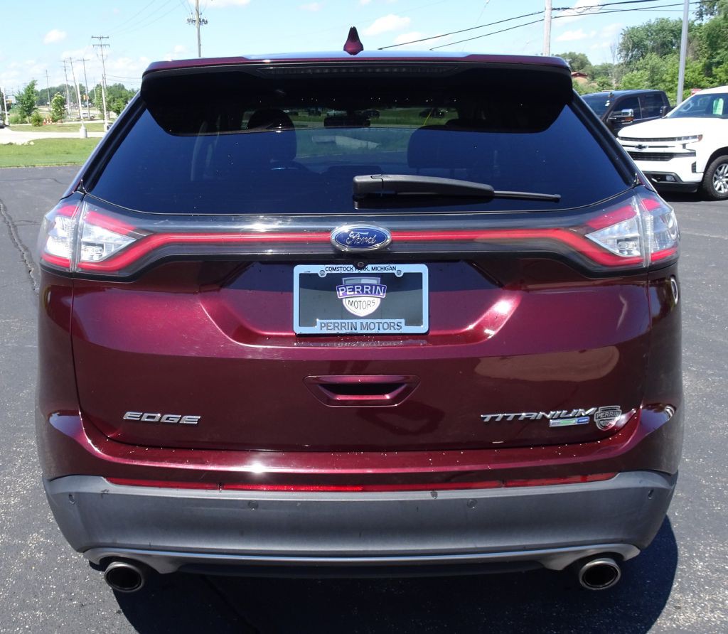 2017 Ford Edge Image 8