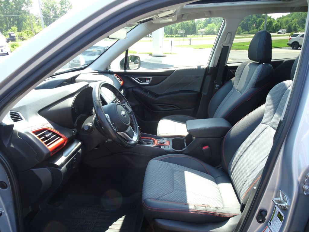 2019 Subaru Forester Image 10