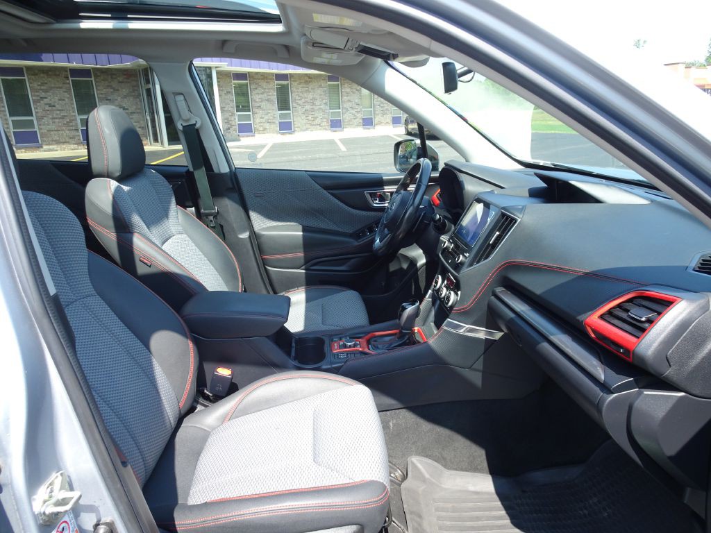 2019 Subaru Forester Image 14