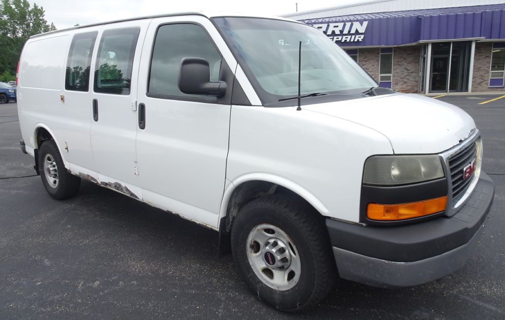 2012 GMC Savana Image 4