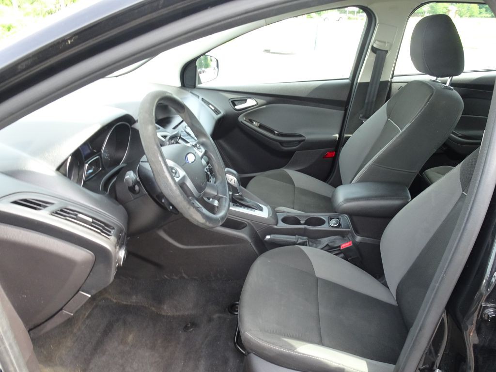 2014 Ford Focus Image 10