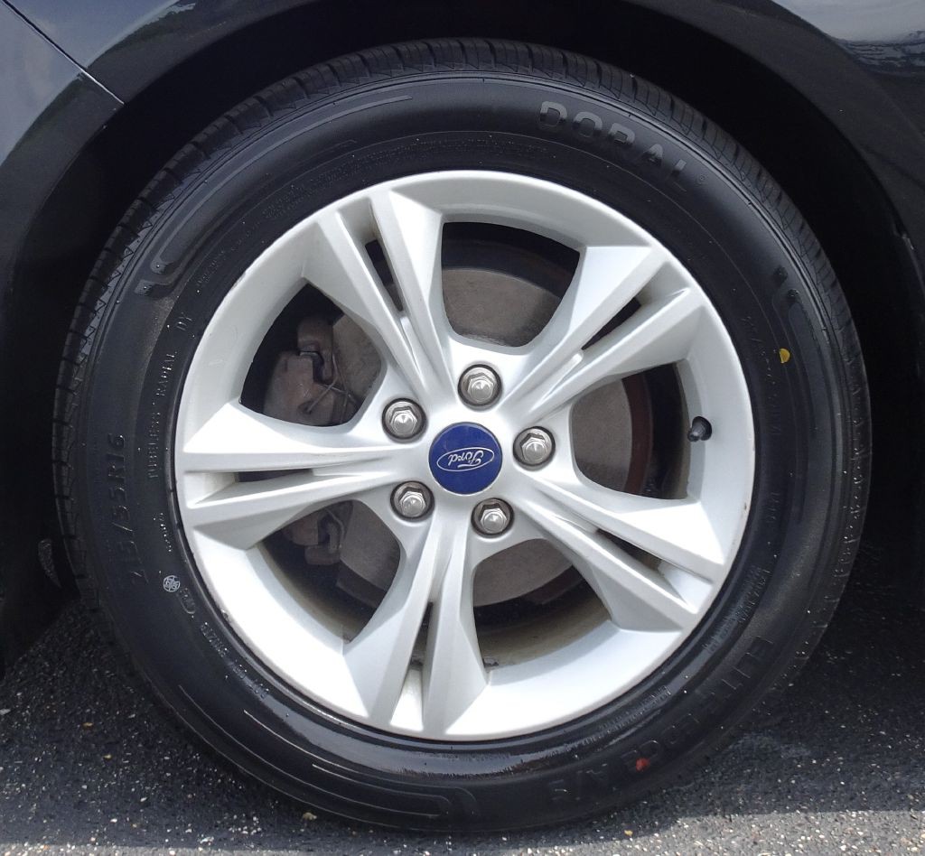 2014 Ford Focus Image 15