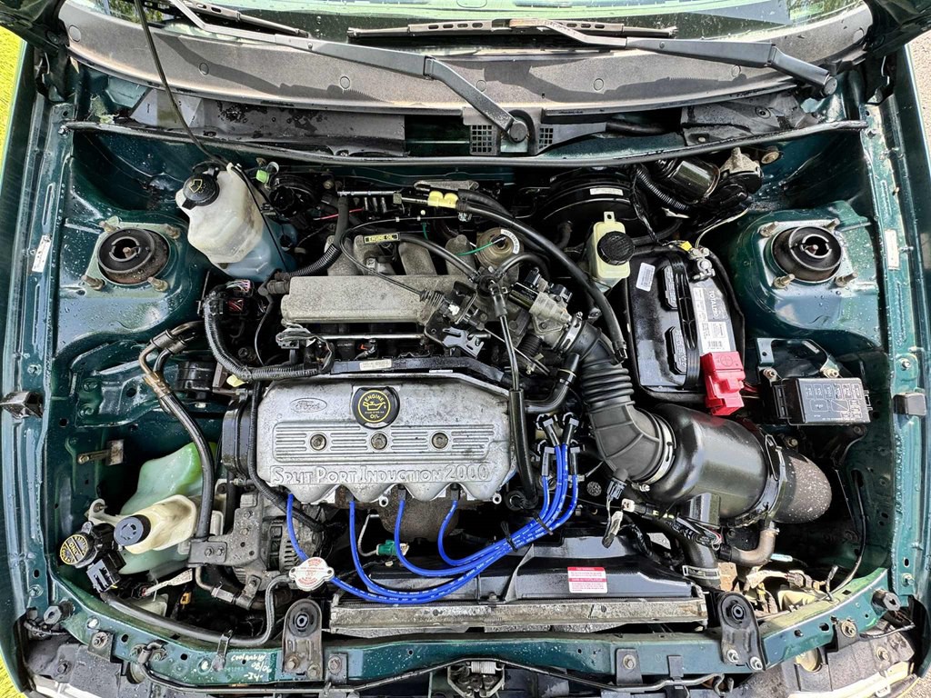 1998 Ford Escort Image 9