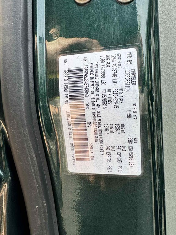 1998 Dodge Ram Van Image 22