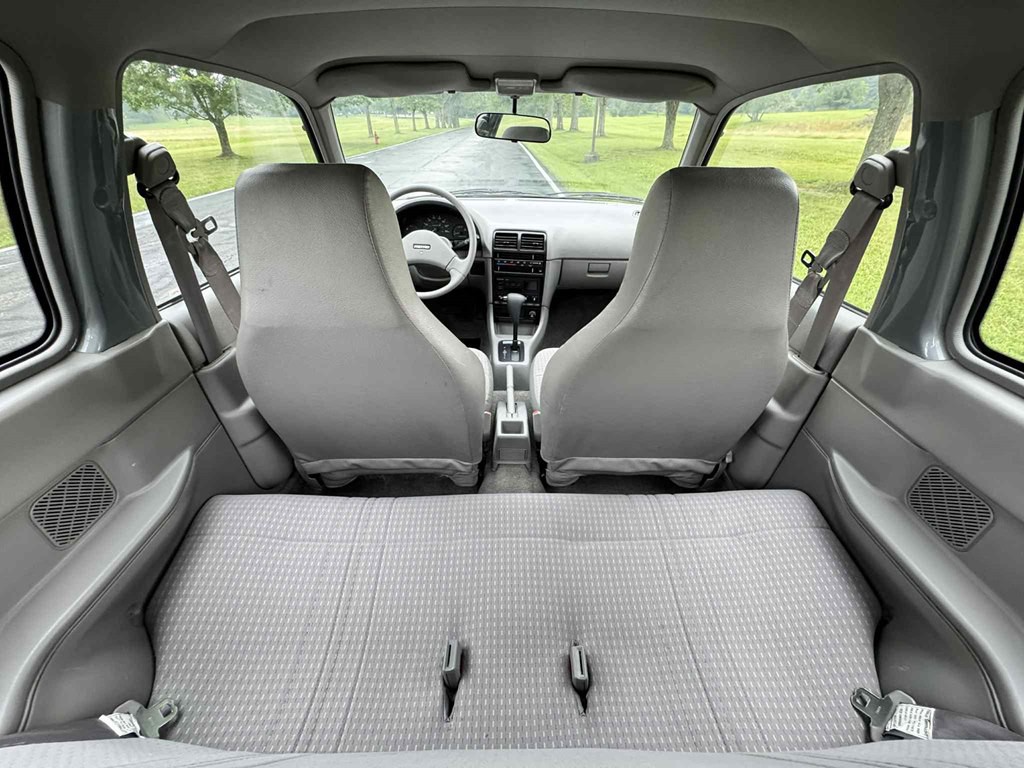 1994 Geo Metro Image 9