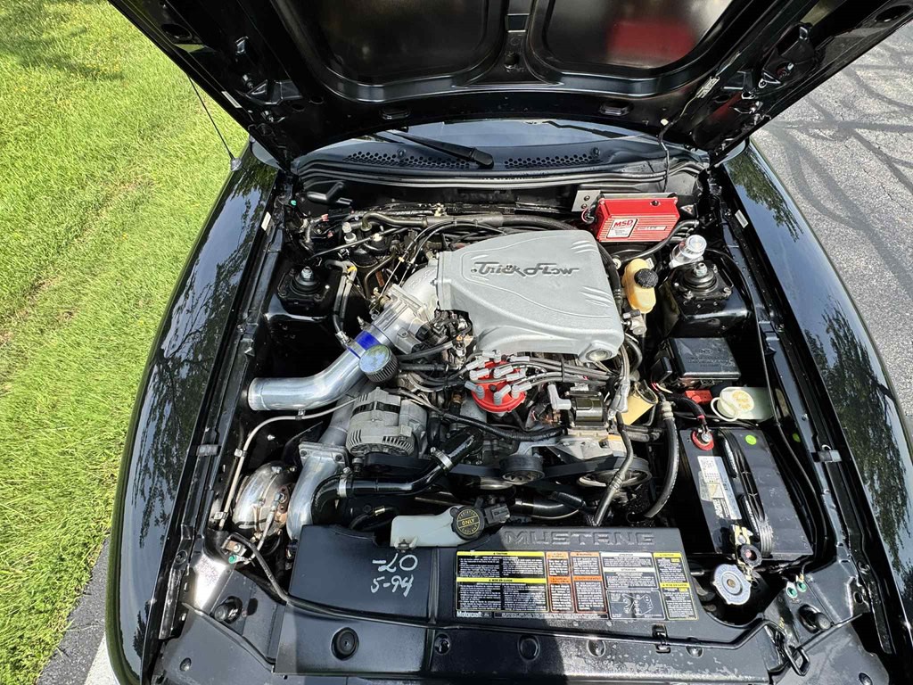 1994 Ford Mustang Image 13