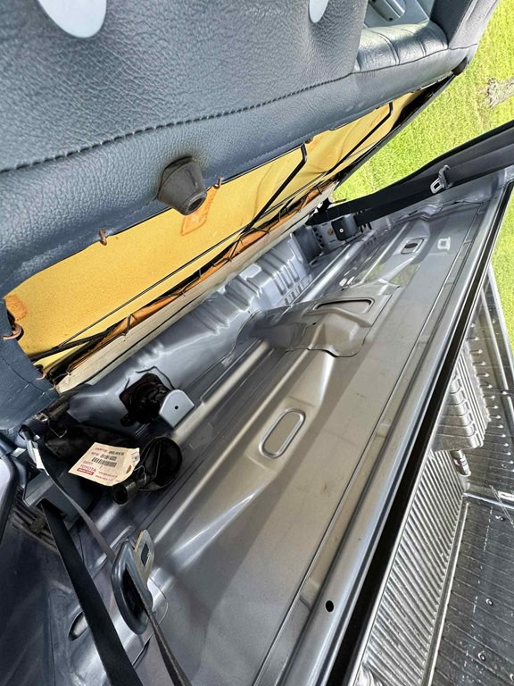 1990 Toyota Pickup Image 36