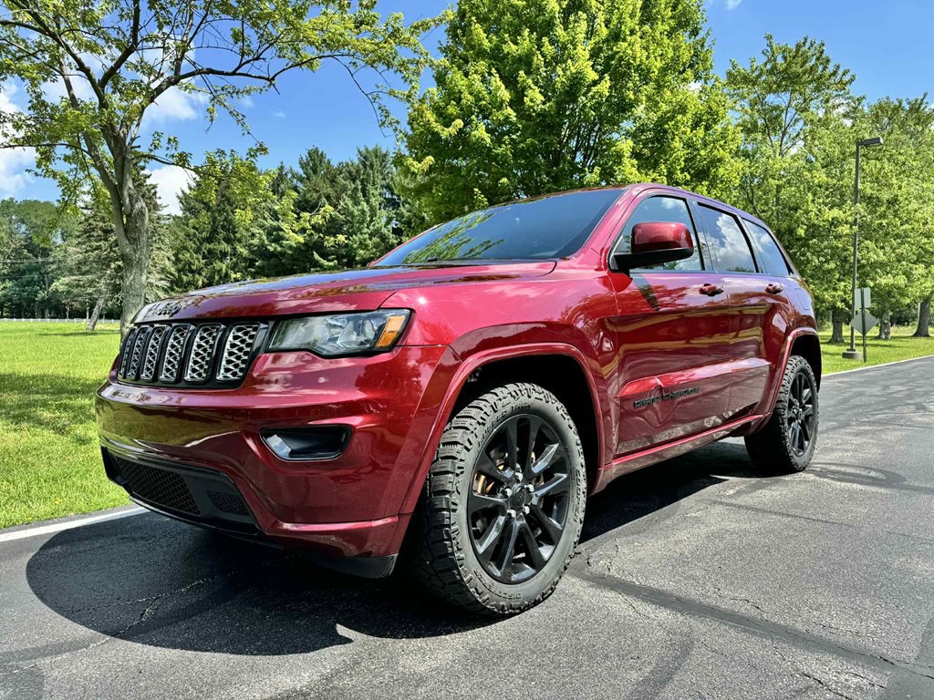 2019 Jeep Grand Cherokee Image 2