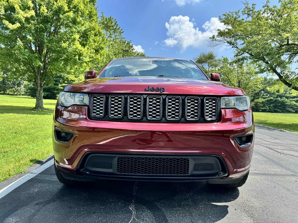2019 Jeep Grand Cherokee Image 3