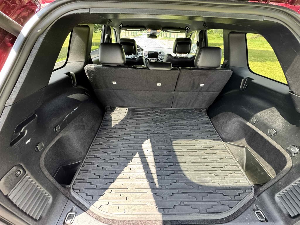 2019 Jeep Grand Cherokee Image 9