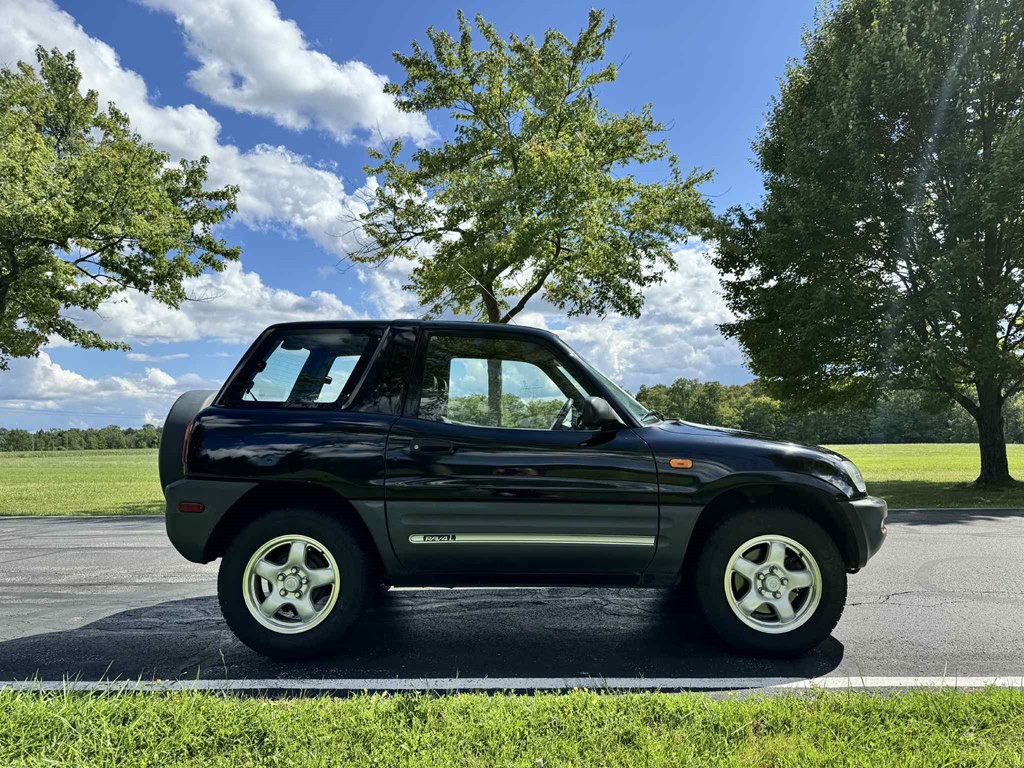 1997 Toyota Rav4 Image 17