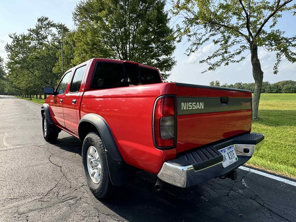 2000 Nissan Frontier Image 6