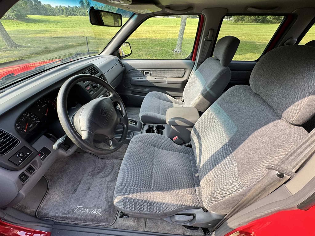 2000 Nissan Frontier Image 27