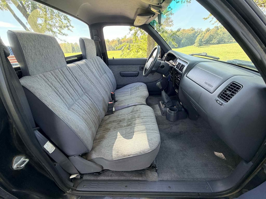 1999 Toyota Tacoma Image 11