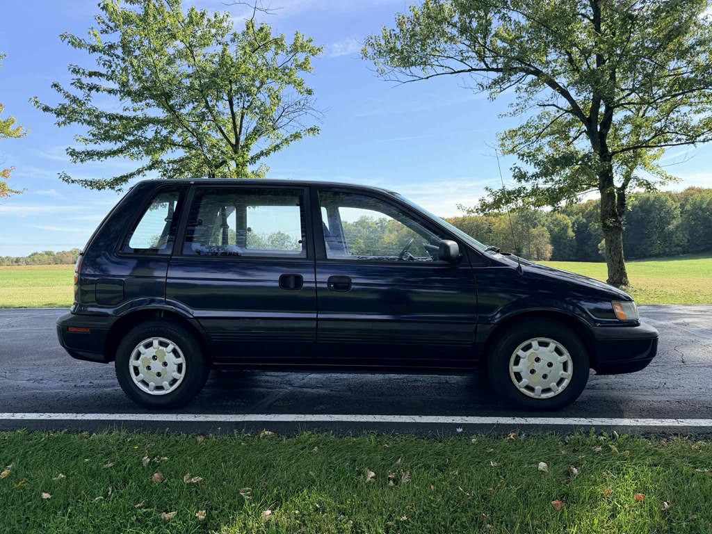 1994 Plymouth Colt Image 1