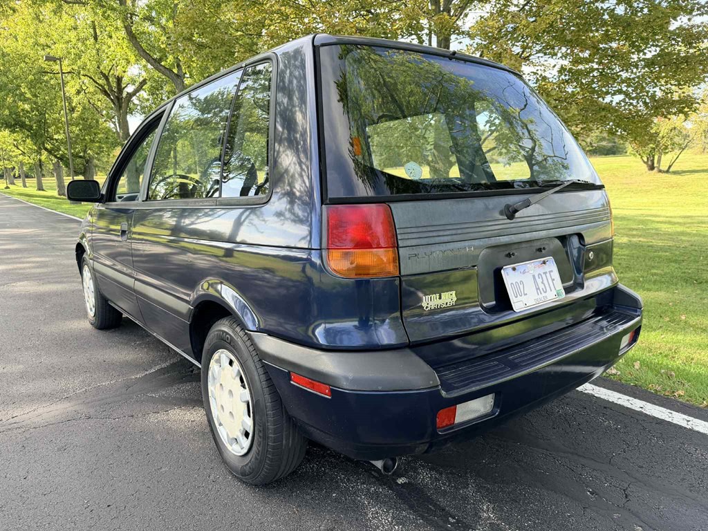 1994 Plymouth Colt Image 5