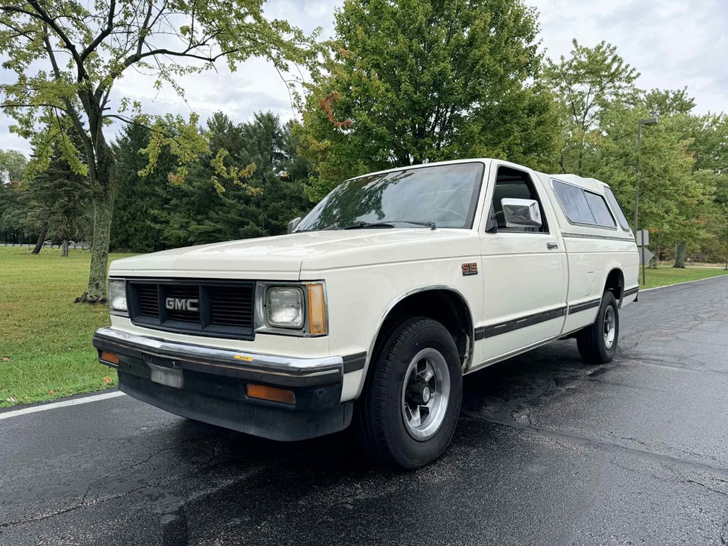 1985 GMC S Truck Image 4