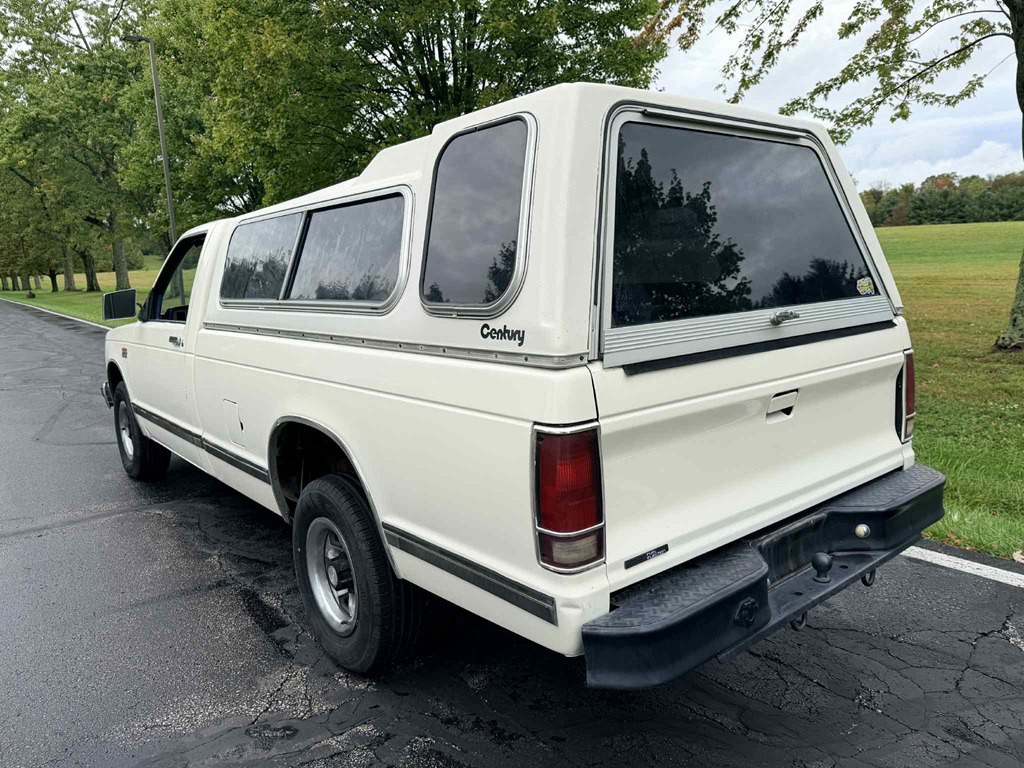 1985 GMC S Truck Image 6