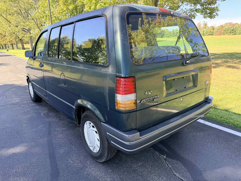 1995 Ford Aerostar Image 5