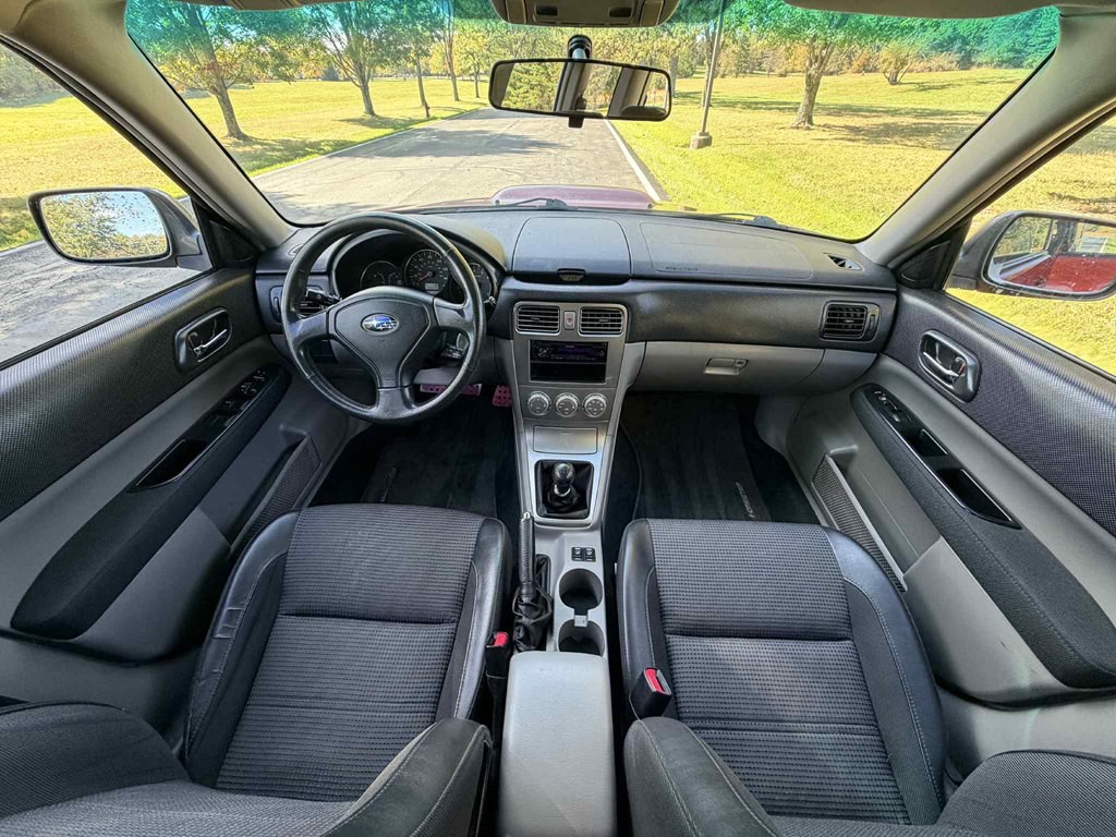 2005 Subaru Forester Image 10