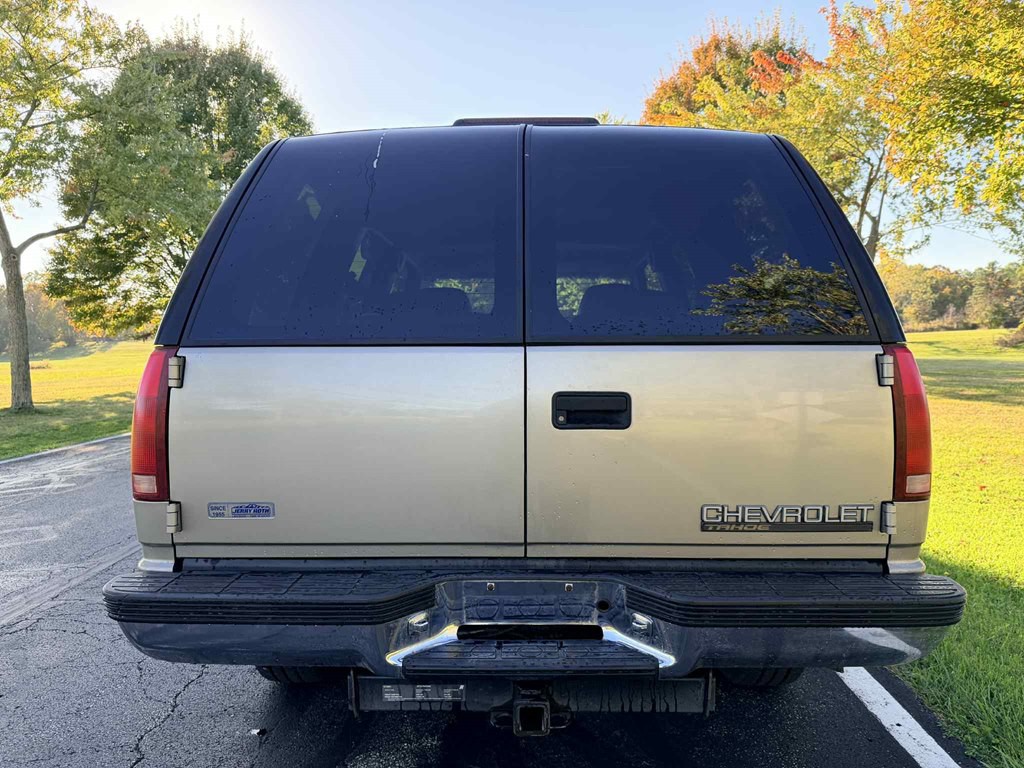 1999 Chevrolet Tahoe Image 7