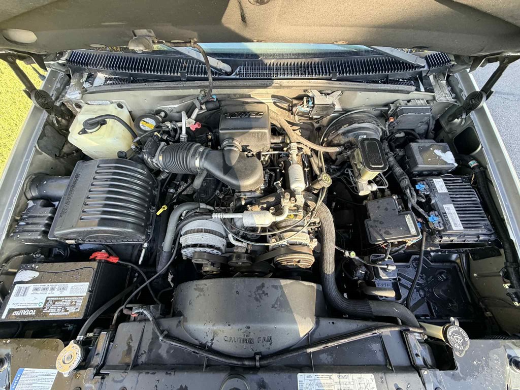 1999 Chevrolet Tahoe Image 14
