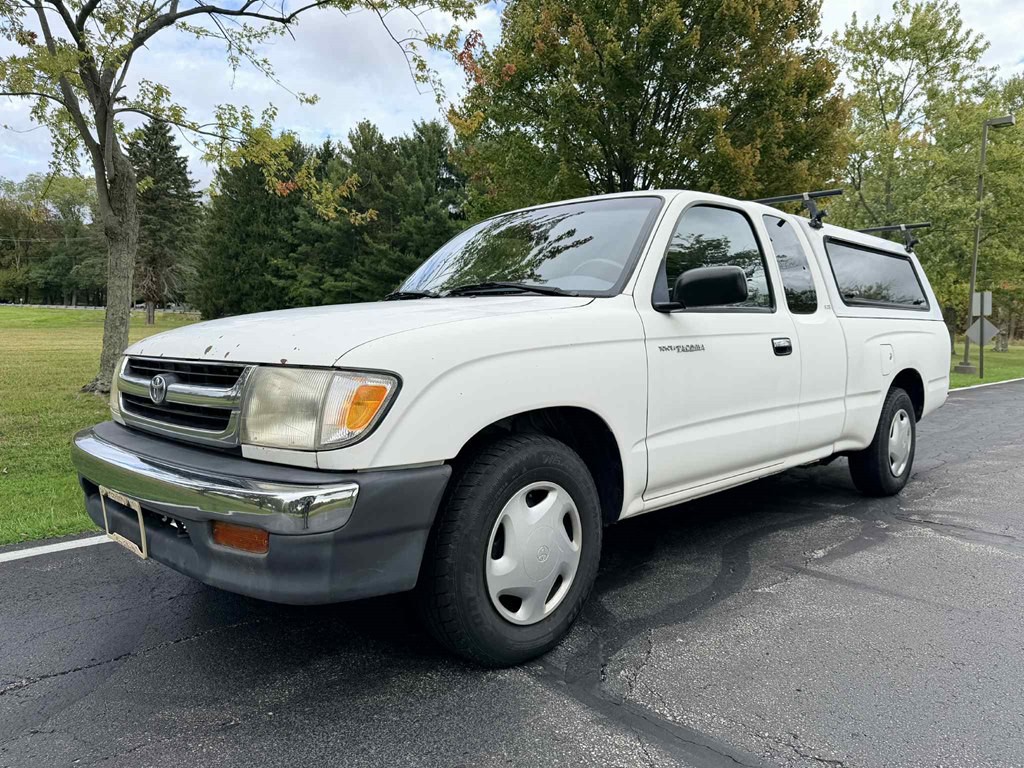 1999 Toyota Tacoma Image 4