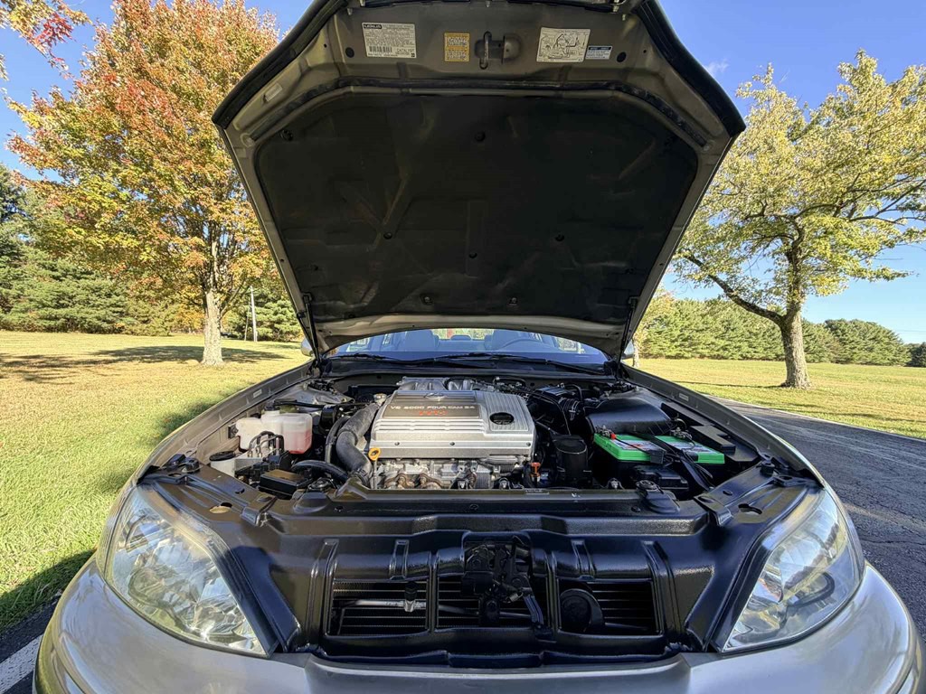 2000 Lexus ES Image 13