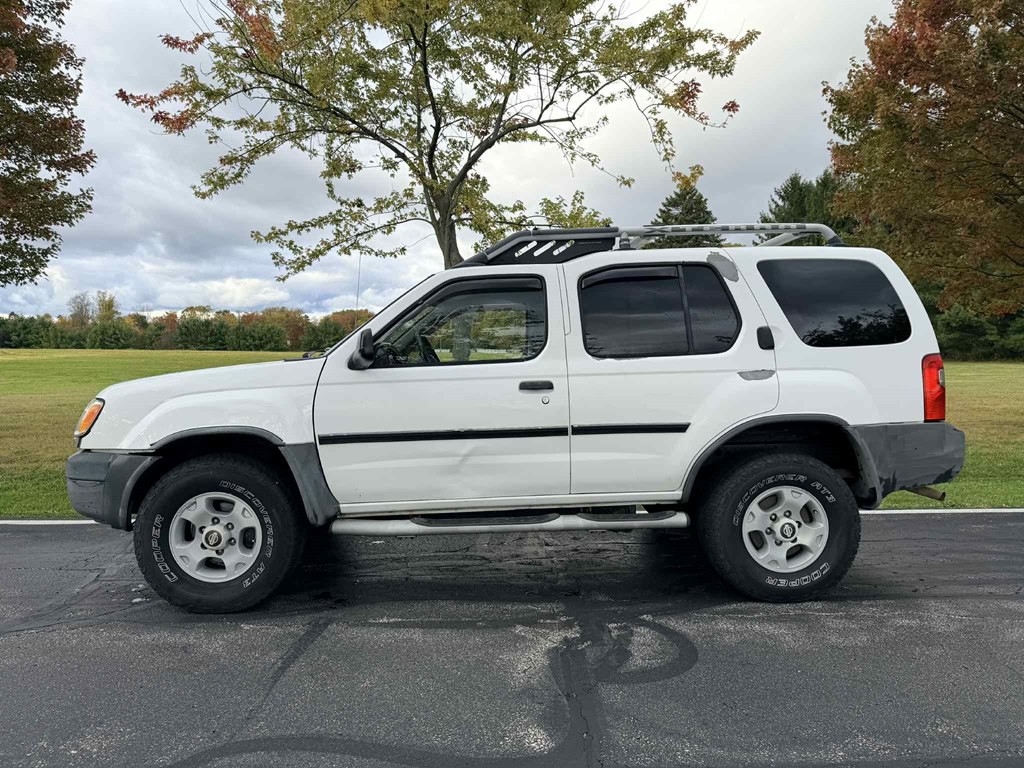 2000 Nissan Xterra Image 4